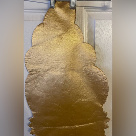 Beaded Decorative Table Runner or Wall Art - Picture 9 of 15